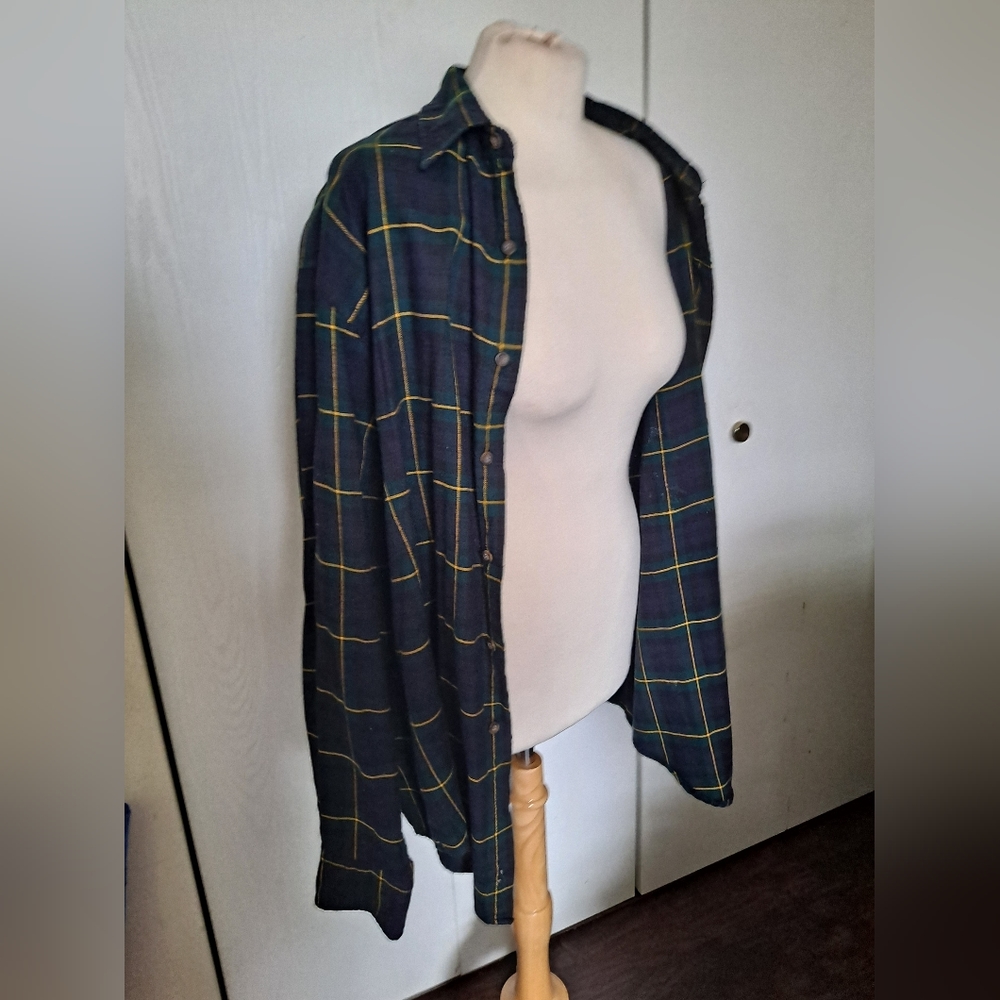 Flannel sweater.🌈